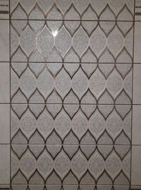 Люк под плитку Нажимной Секрет-Лайт 450*500 Люк под плитку Нажимной Секрет-Лайт 450*500