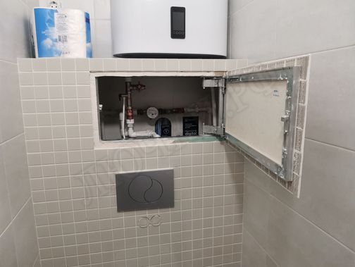 Люк под плитку Нажимной Секрет-Лайт 450*500 Люк под плитку Нажимной Секрет-Лайт 450*500