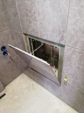 Люк под плитку АлюЛайт II 850*550 Люк под плитку АлюЛайт II 850*550